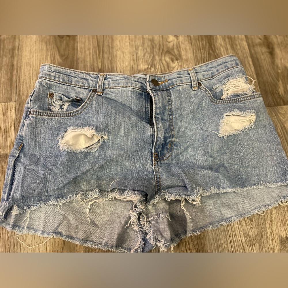 Women’s Jean shorts